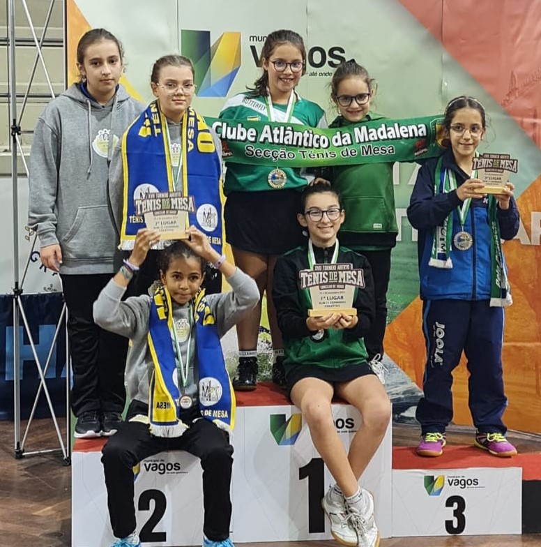 Pódio Sub11 fem. coletivo foto